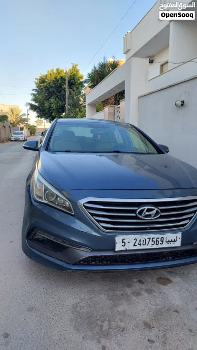 Hyundai Sonata Sport 4