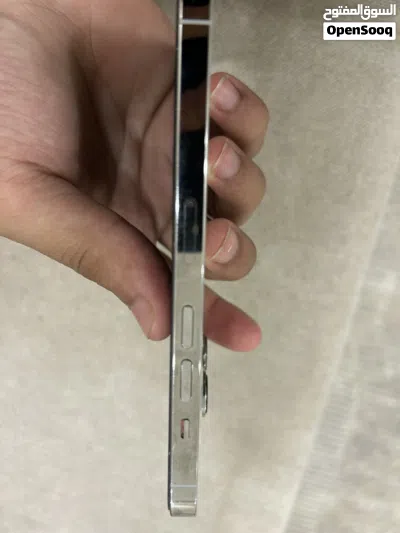 آيفون 13 برو نظيف ممبطل 3