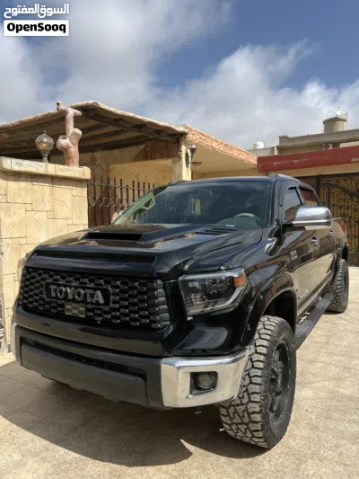 Toyota Tundra SR5 3