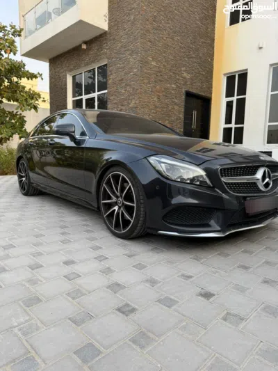 Mercedes Benz CLS-Class CLS 400 2