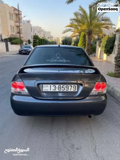 Mitsubishi Lancer GLX 3