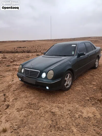 مرسيدس بنز الفئة-E E 200 3