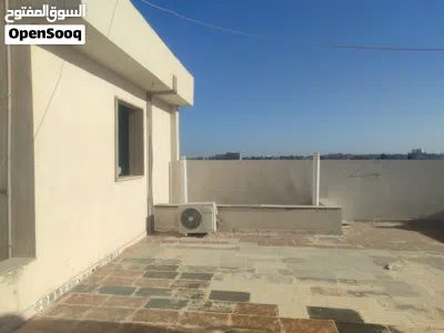 شقة للبيع بسعر مغري 2