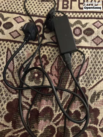 شاحن لابتوب ديل 3