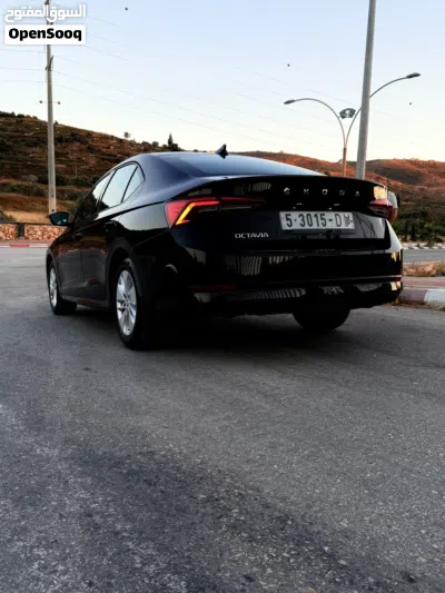 سكودا اوكتافيا Standard 3