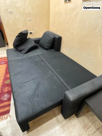 sofa bed ikea ومكتب مستعمل 2