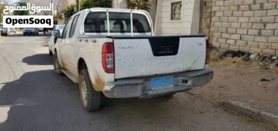 Nissan Navara DX 2