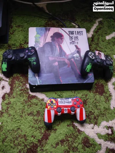 جهاز بلاي ستيشن 4 سلم (PlayStation 4 Slim) هاردسك 1TB ذاكرته 1 تيرا (1TB) 3