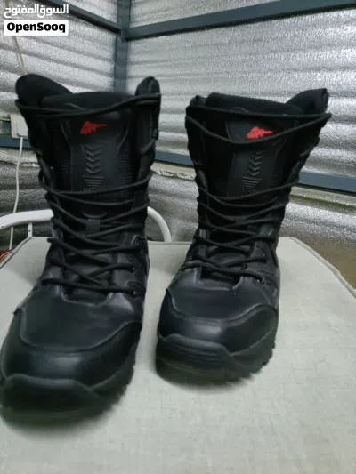 43 size right wait 2