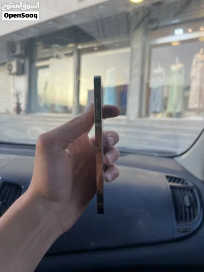 iPhone 12 Pro تلفون ربي يبارك اقرأ الوصف 4