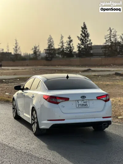 Kia K5 EX 4