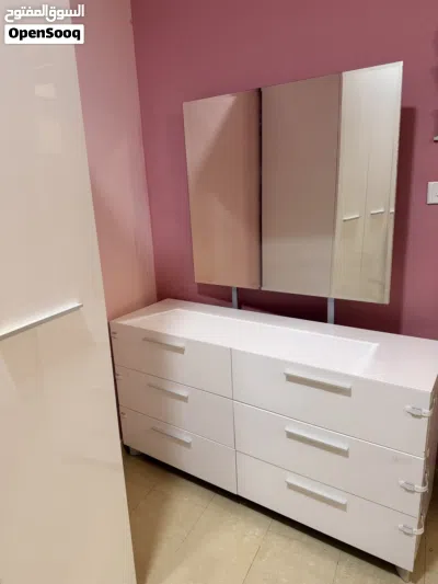 تسريحة من هوم سنتر فاخرة مع مرآة كبيرة وأنيقة و6 أدراج واسعة Dressing Table buy it from center 3