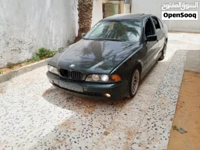 بي ام دبليو الفئة 5 528 2