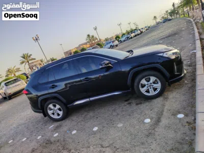 Toyota RAV 4 Basic 2