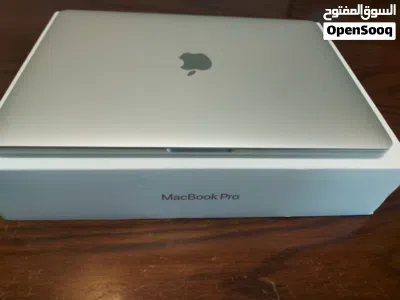Macbook pro M2 2022 استعمال بسيط جداجدا جدا 3