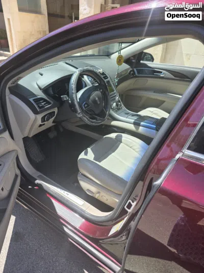 Lincoln MKZ Reserve 2
