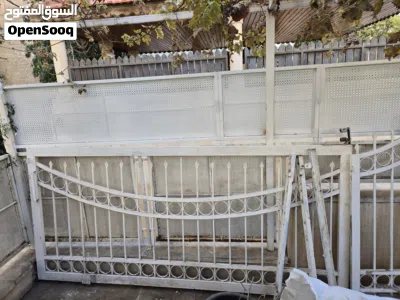 ابواب حديد خارجي مستعملة (كراج متحرك ثقيل + باب مدخل خارجي) 3