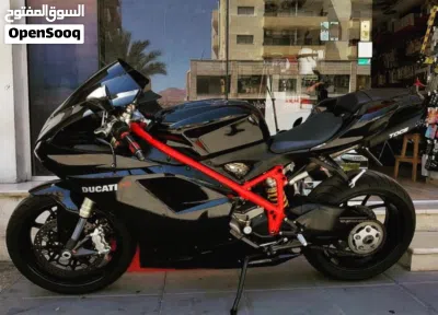 دوكاتي أخرى 4