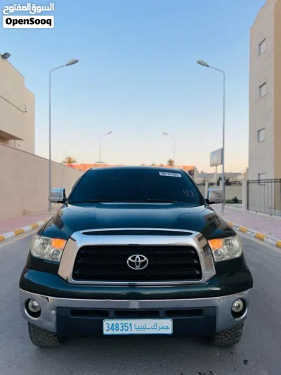 Toyota Tundra SR5 2