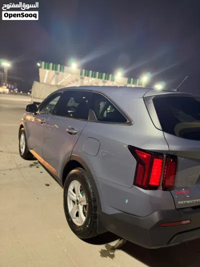 Kia Sorento EX 3