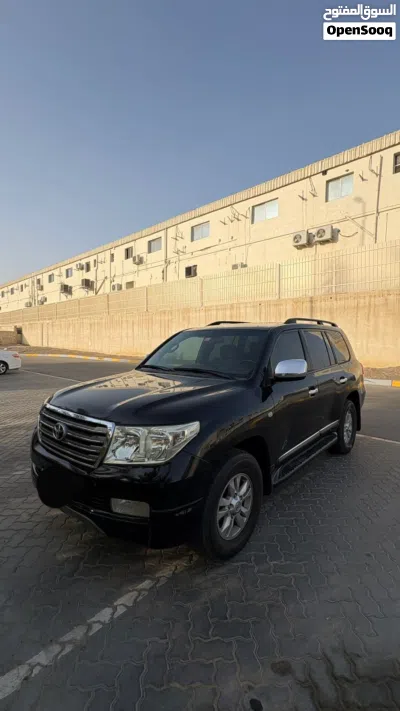 Toyota Land Cruiser VXR 3