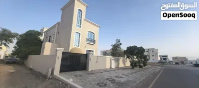 مبنى للبيع من المالك في حي الزعفرانيه المعبيله الجنوبيه بلوك 4 على ارض كورنر مفتوحه من ثلاث جهات.. 3