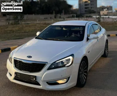 Kia Cadenza Limited 4