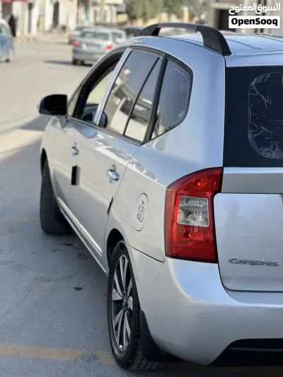 Kia Carens Luxury 2