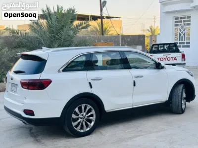 Kia Sorento Standard 2