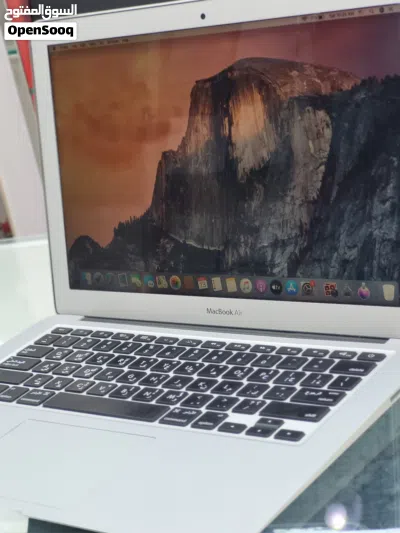 macbook Air i7 8gb Ram model A1466 macos slim Orignal charger and bag delivery available oman Ghubra 3