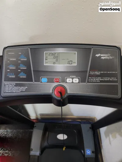 Treadmill with incline (Foldable)- جهاز مشي قابل للطي مع خاصية الميل 2