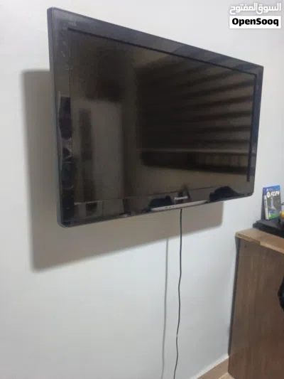 شاشة باناسونك 42 full hd تب نظافة مع ريموت وعلاقة هدية 3