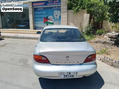 هيونداي افانتي Standard 3