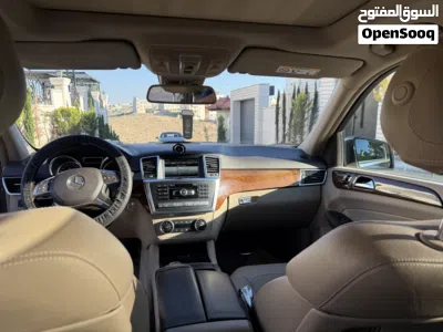 مرسيدس بنز الفئة-M ML 400 4