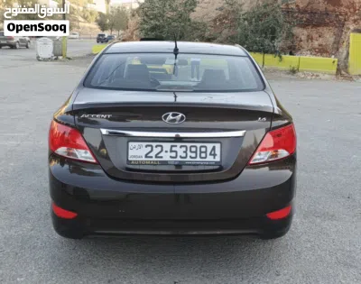 Hyundai Accent Standard 2
