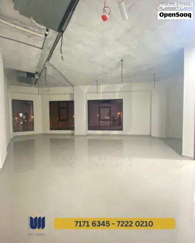 OFFICE FOR RENT IN BOSHER - مكتب للأجار في بوشر 4