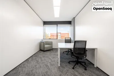 Private office space for 1 person in Muscat, Roola District 2