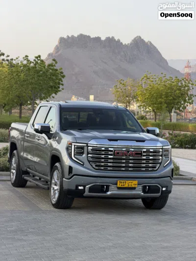 GMC Sierra Denali 2