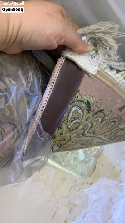 زولية كاشان أيراني اصلي قياس 4*4 نضيفة جداً بربع سعرها دنبيعها 250 الف فقط 4