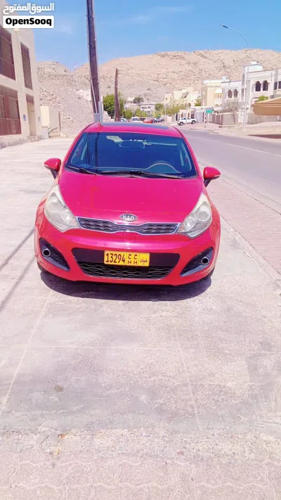 كيا ريو Standard 4