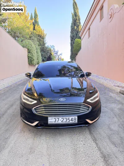 Ford Fusion SEL 3