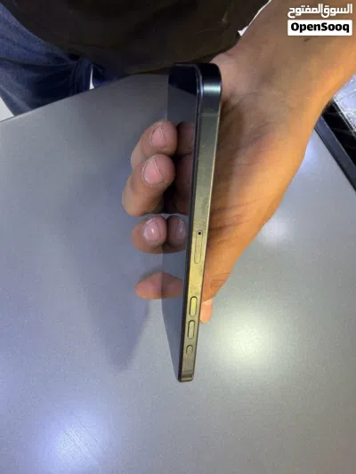 للبيع: iPhone 15 Pro Max – بحالة الوكالة نظيف جداً! 2