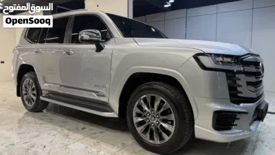 Toyota Land Cruiser VXR 3