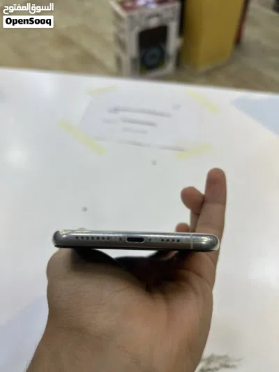 11promax 256g متخطي ايكلاود 2