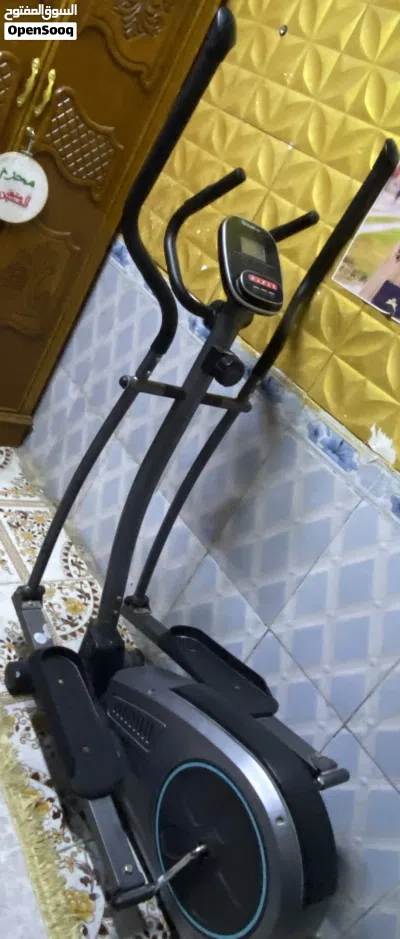 جهاز رياضة بايسكل مستخدم قليل جداً وسعر مناسب لحك عليه وبيه مجال 2