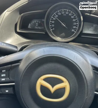 Mazda 3 Standard 4