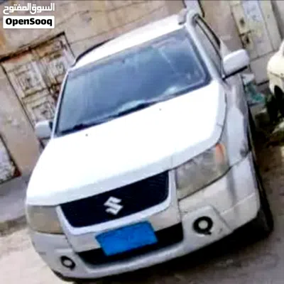Suzuki Grand Vitara JLX 2