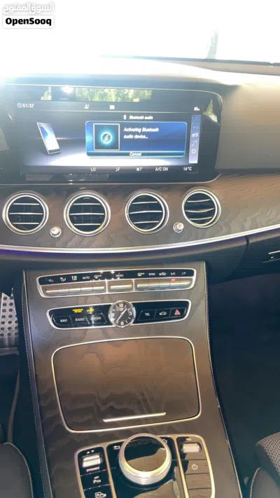 Mercedes Benz E-Class E 200 2