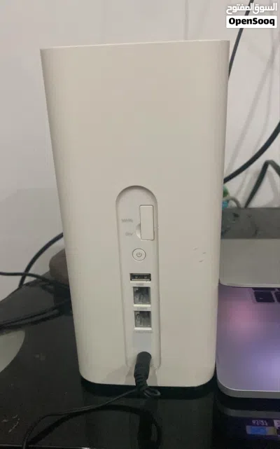 للبيع: راوتر stc هواوي B618s-22d فائق السرعة For Sale: Ultra-Fast Huawei B618s-22d Router 2