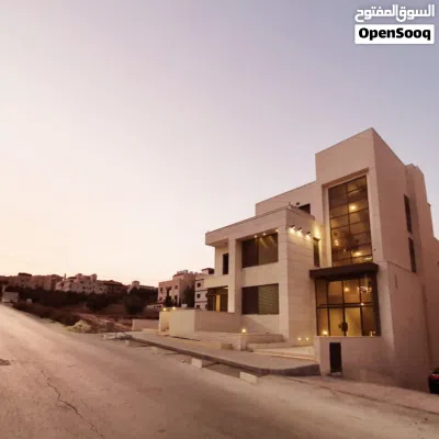ستوديو فاخر مفروش للايجار 4